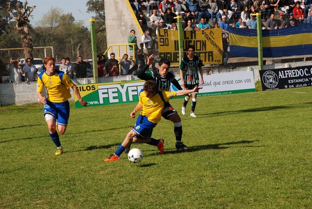 Once Tigres derrotó 1 a 0 Bella Vista