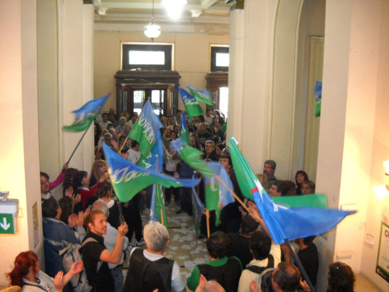 Docentes de 9 de Julio reclamarán ante la Gobernación en La Plata