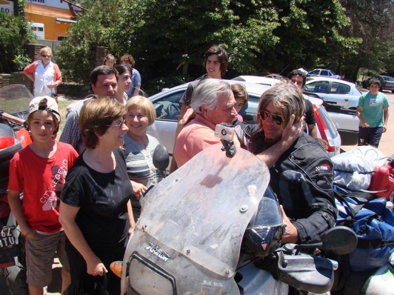 Un nuevejuliense unió Estados unidos con su Ciudad en moto