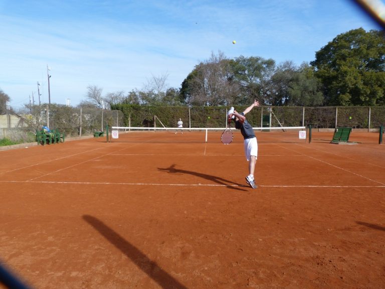 En Atlético el Torneo de Tenis está en marcha