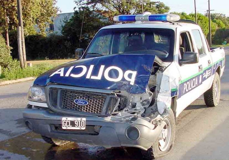 Cerca de Dudignac se accidentó un Patrullero para el traslado de presos
