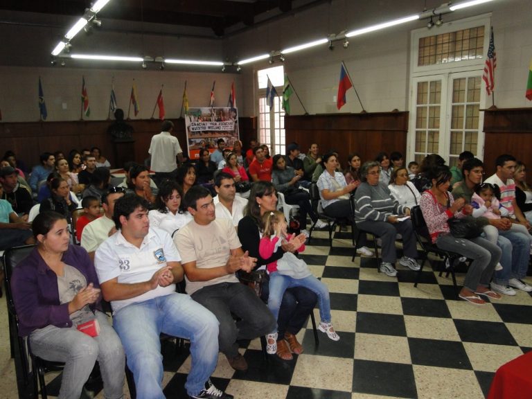 Se hizo entrega de la posesión de lotes