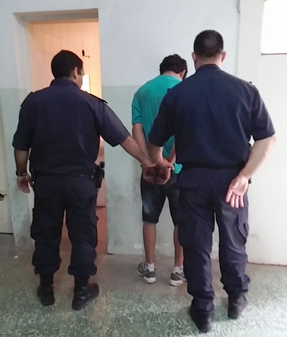 Bragado Policia detenido