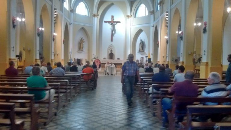Con cuatro nuevas incorporaciones rezaron ‘Los Madrugadores del 9’