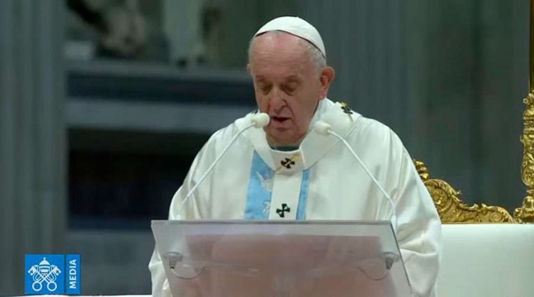 Francisco: ‘Es una profanación de Dios’ la violencia hacia las mujeres