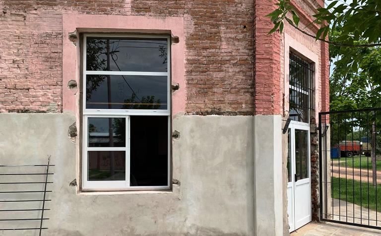 Se ejecutan obras en el Centro Educativo Complementario N°803 de Quiroga