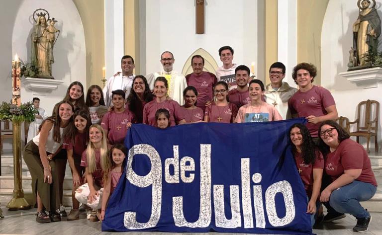 Jóvenes católicos de Nueve de Julio misionan en tierra santiagueña