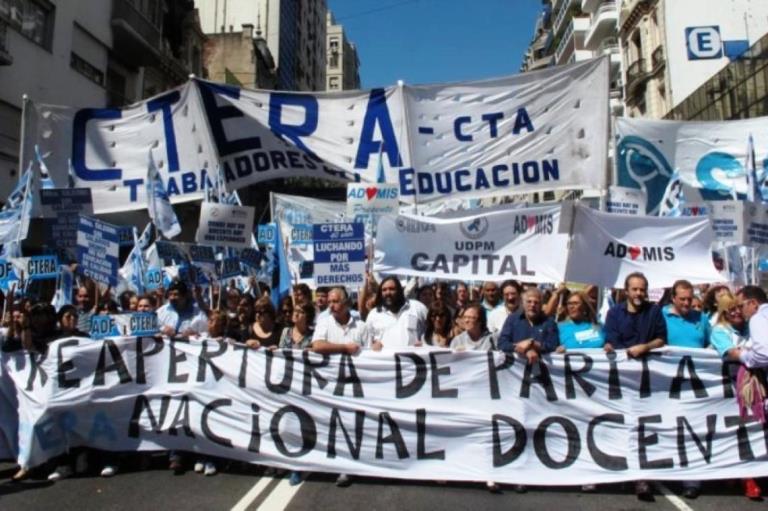Se reabre la Paritaria Nacional Docente