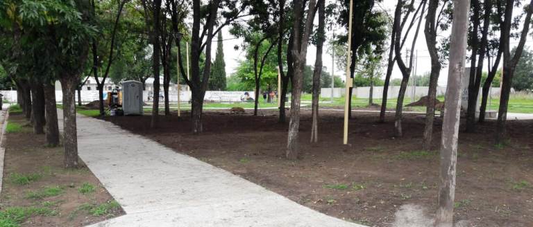 Avanzan las mejoras en la plazoleta “Héroes de Malvinas”