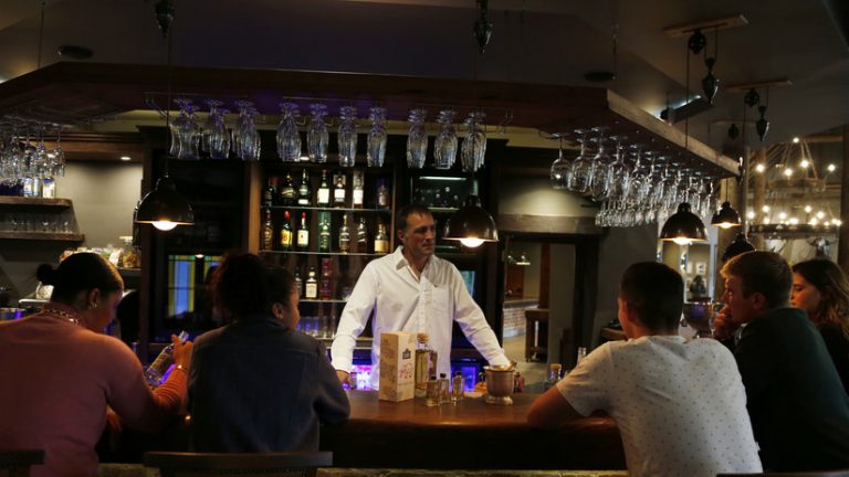 Vecinos denuncian por ruidos molestos y otros ítemes a un pub tradicional de Nueve de Julio