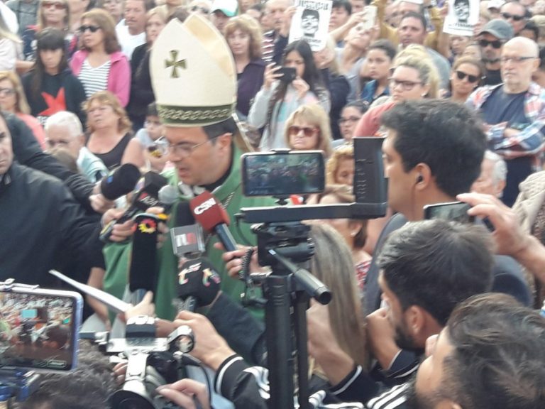 ‘Seamos artesanos de la paz’ pide el obispo de Mar del Plata citando a Francisco