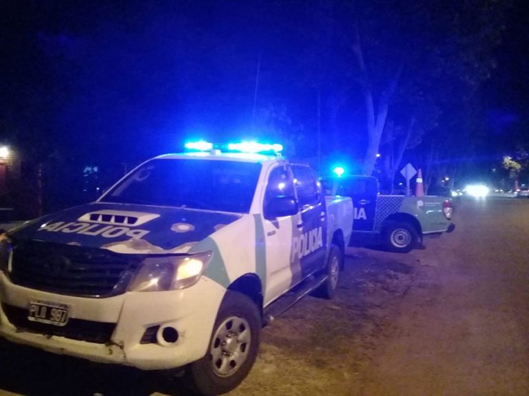 La policía lleva adelante un allanamiento en Avda. Compairé casi Corrientes