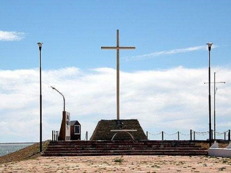 Hace 500 años se celebró la primera misa en suelo argentino