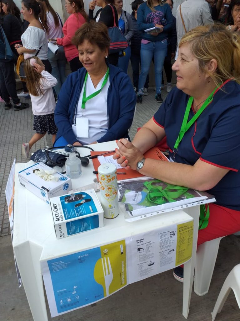 A los beneficiarios de la Tarjeta alimentAR asesoraron cómo armar un plato saludable