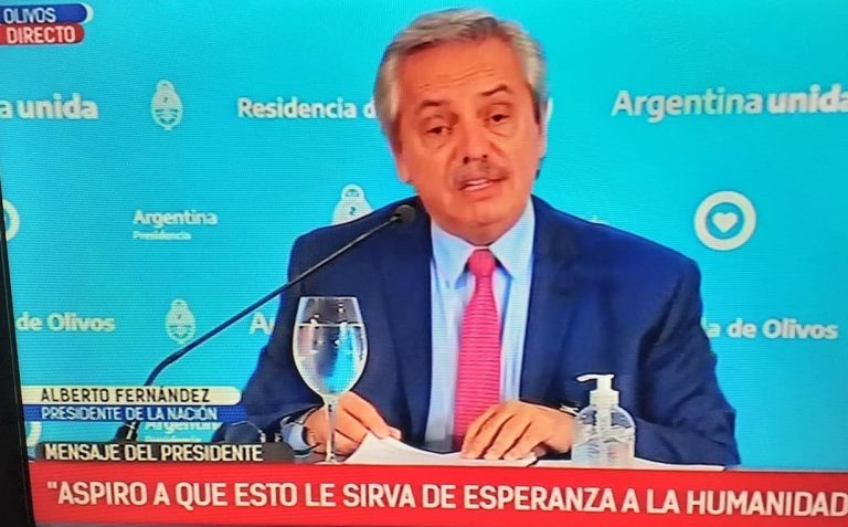 El Presidente de la Nación anunció que la cuarentena sigue hasta después de Semana Santa