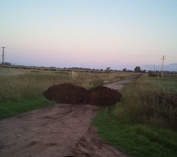 En Facundo Quiroga se cierra un camino vecinal usado para evadir los controles sanitarios