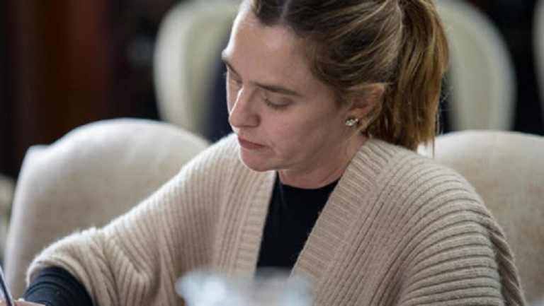 Beccar Varela solicita el uso de máscaras caseras en la Provincia para los que necesitan salir a la calle