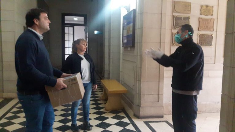 La provincia donó kit al municipio para el Hogar de Ancianos