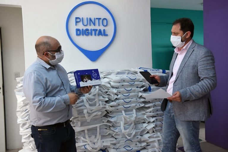 En Lincoln se repartieron 250 tablet del Programa+Simple