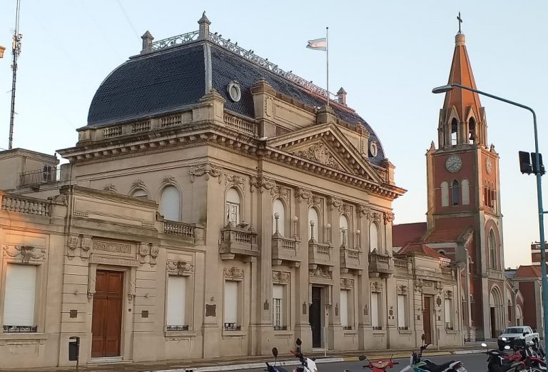 Asueto administrativo para los municipales nuevejulienses