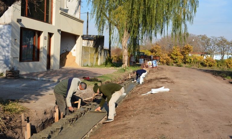 Crece la urbanización en el Barrio El Santo