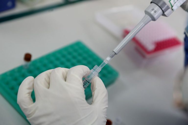 Un número importante y creciente de coronavirus se origina en los ‘eventos sociales’