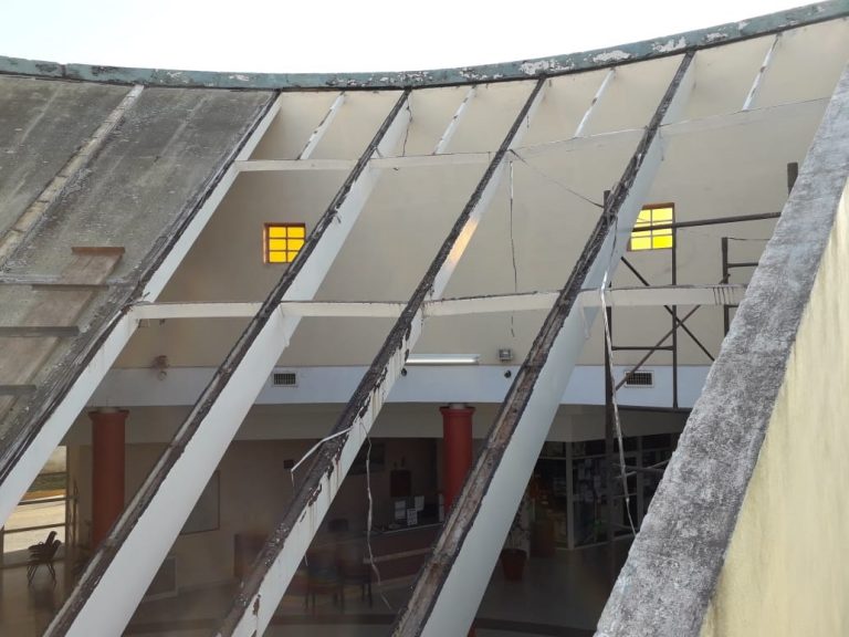 Se repara la cobertura de la Estación de ómnibus ‘Jesús Blanco’