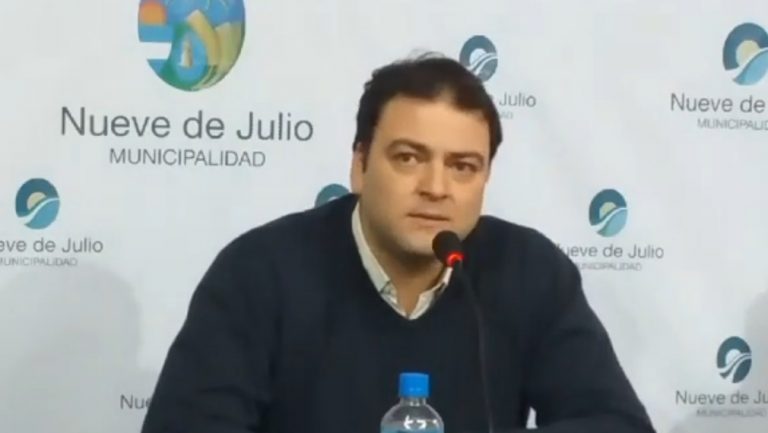 Al mediodía hablará Mariano Barroso y anunciaría retroceso de fase