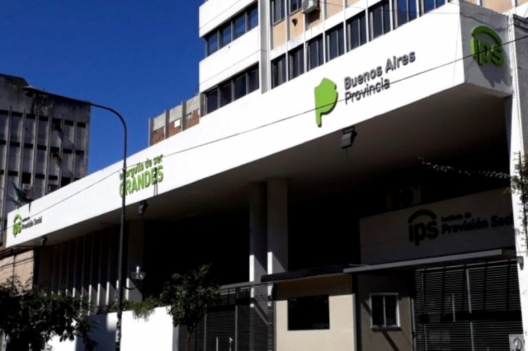 Cobran jubilados y pensionados bonaerenses