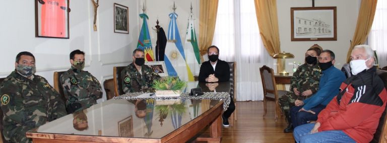 El intendente casarense se reunió con uniformados de la Seguridad Rural