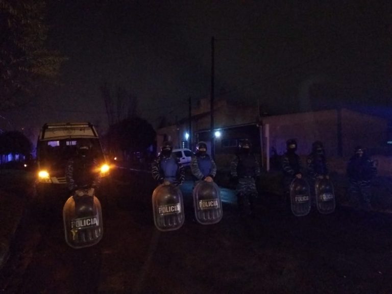 Tres personas quedaron detenidas tras allanamientos policiales