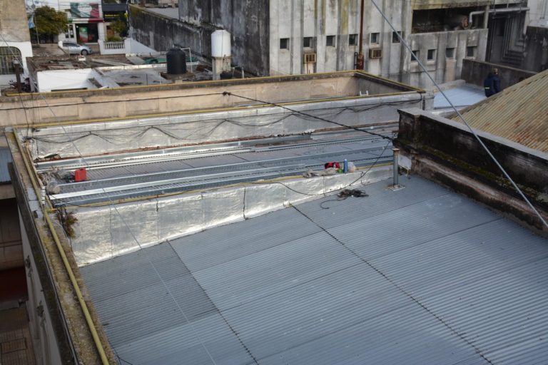 Se reparan filtraciones en un sector del palacio comunal nuevejuliense