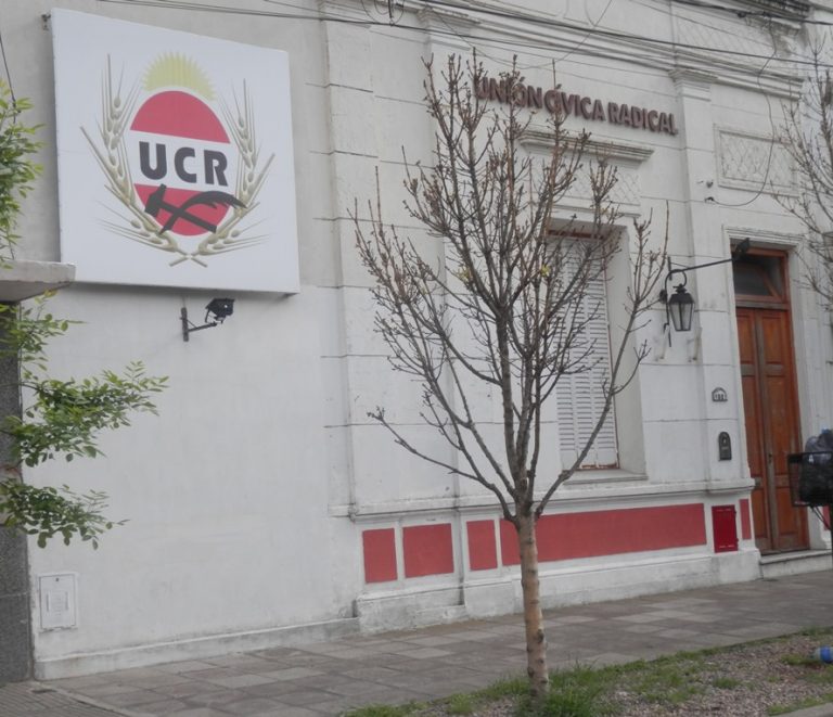 El Comité radical nuevejuliense abre sus puertas a las inquitudes de los vecinos