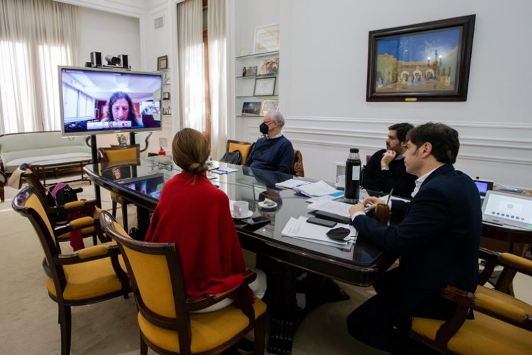 La Provincia presentó medidas para la regularización del empleo público