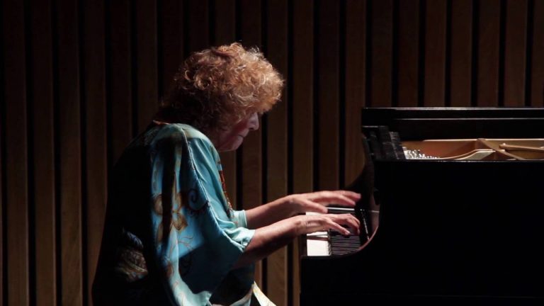 Cumple años la destacada pianista Elsa Púppulo