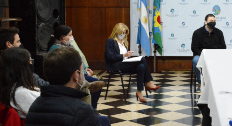 Después de cinco meses se reunió el gabinete municipal