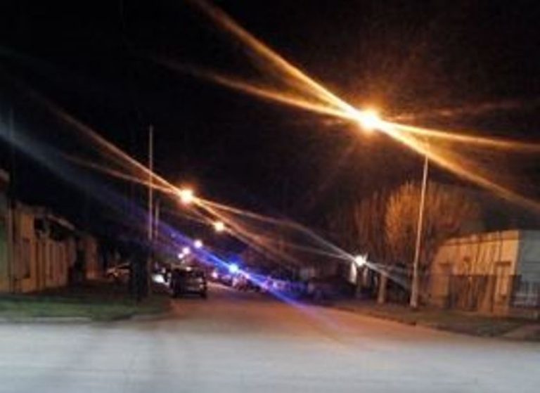 Amenazan, atacan y roban a pareja de vecinos muy mayores