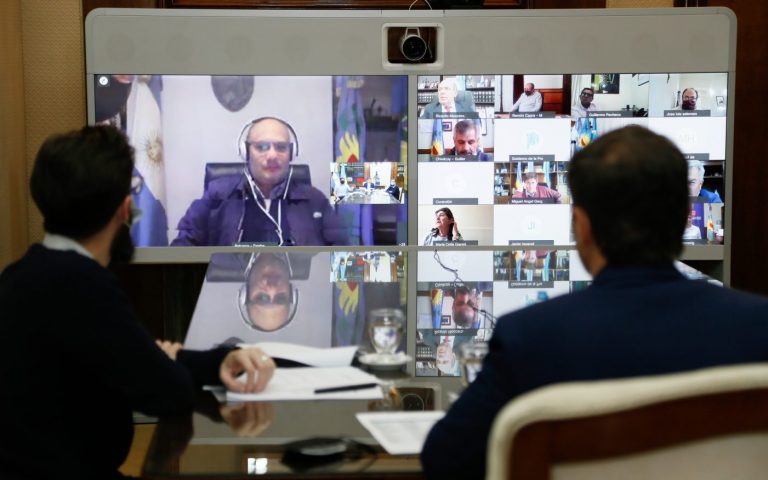 Intendentes reciben ayuda del gobierno bonaerense
