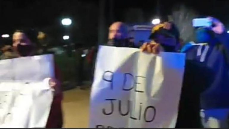 En el centro de Nueve de Julio hubo una movilización policial por mejores salarios