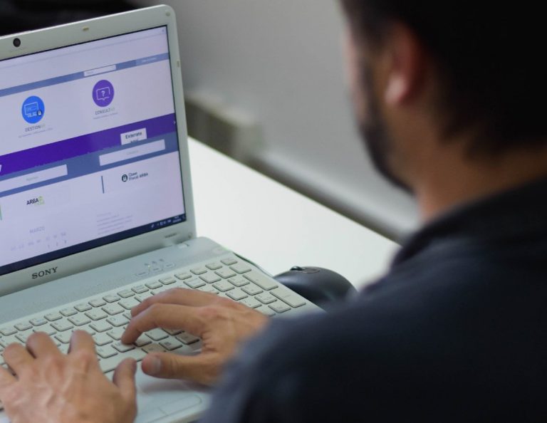 La AFIP habilitó la inscripción al programa Asistencia de Emergencia al Trabajo y la Producción