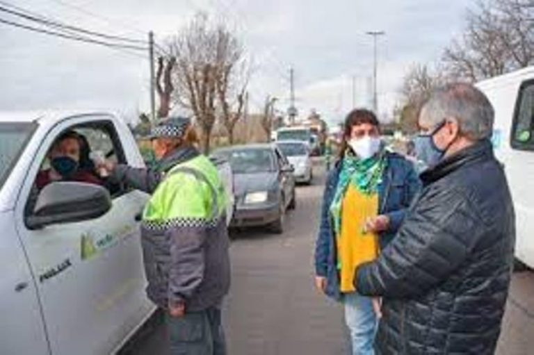 No dejaron ingresar a un vecino platense a Chivilcoy a despedir a su padre que luego falleció