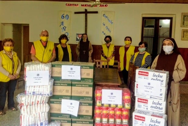 El Club de Leones donó alimentos a Cáritas de Nueve de Julio