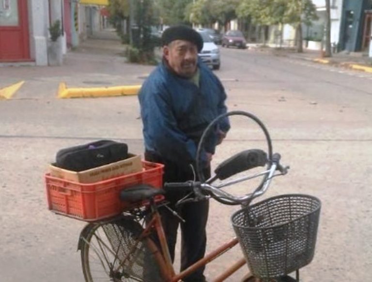 La bicicleta de Hugo Montenuevo está a punto de ser guardada en el Museo y Archivo Histórico ‘Julio de Vedia’