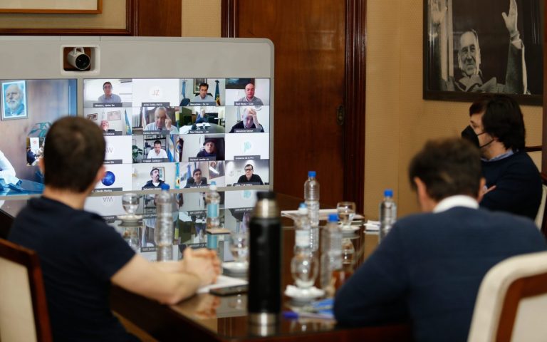 El Gobernador encabezó una mesa de trabajo con intendentes de la costa atlántica