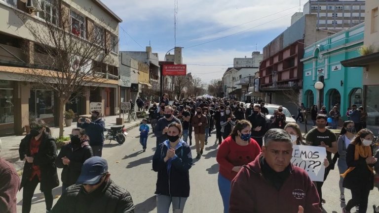 Siguen las protestas de los policías bonaerense