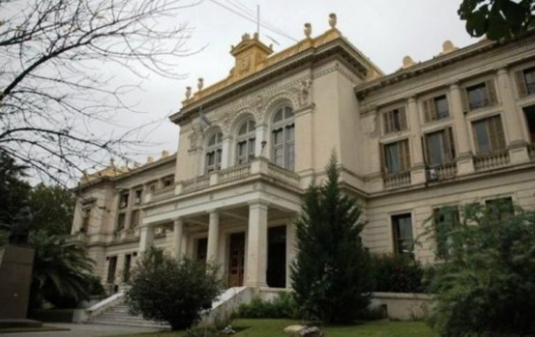 Hasta fin de mes se prorroga la incorporación especial de docentes y auxiliares suplentes
