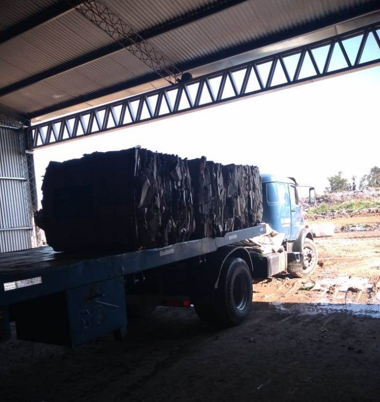 Se recicla cartón y se comercializaron 20 toneladas