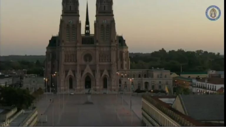 Miles de fieles siguen la peregrinación virtual a Luján bajo el lema “Madre, abrázanos.Queremos seguir caminando”