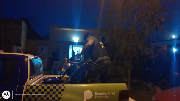 ‘La puedo probar’? y le llevó la moto, objeto de una posible compraventa