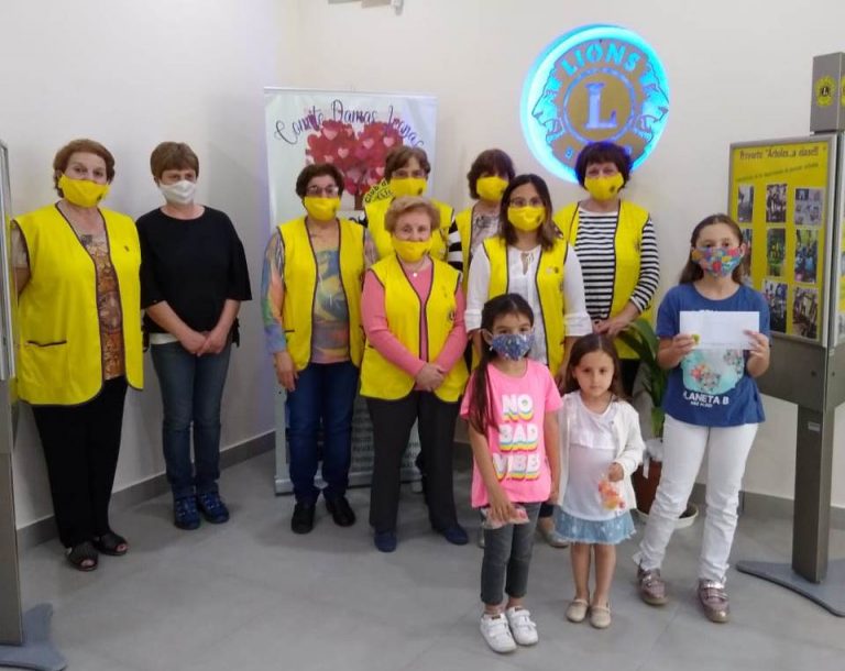 Club de Leones: Entrega de premio infantil y regalo por el Día de la Madre